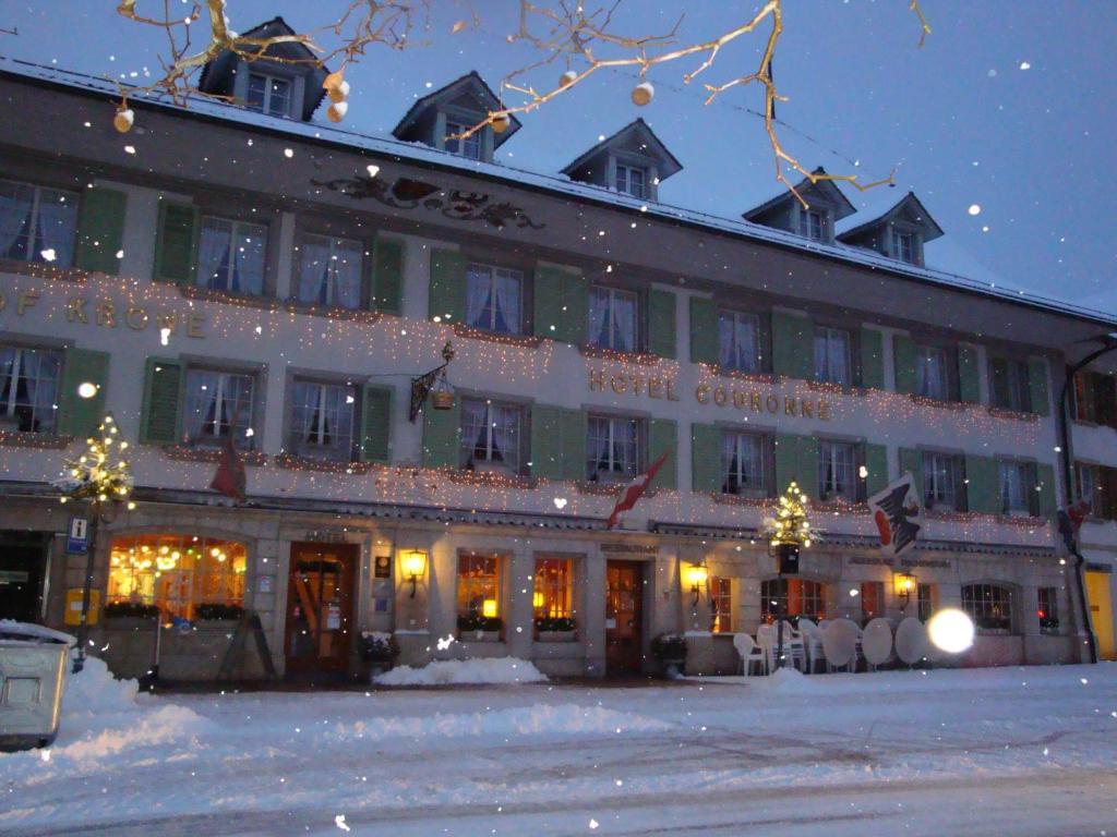 Hotel Restaurant Krone Aarberg Buitenkant foto
